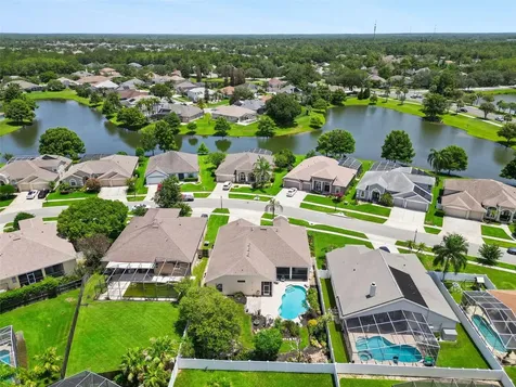 524 Lakehaven Circle Orlando FL 32828