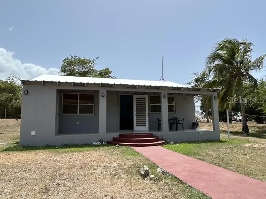 200 Hc-02 Box 14110, Puerto Rico Vieques PR 00765