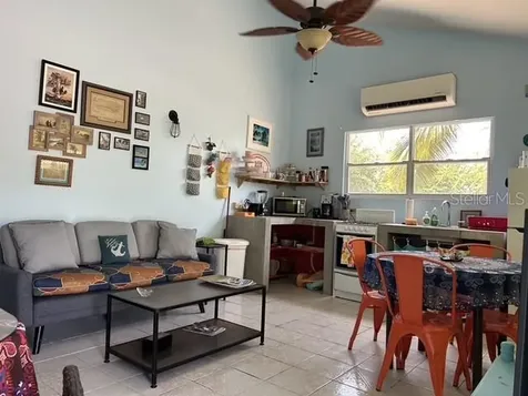 200 Hc-02 Box 14110, Puerto Rico Vieques PR 00765