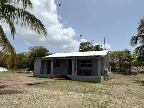 200 Hc-02 Box 14110, Puerto Rico Vieques PR 00765