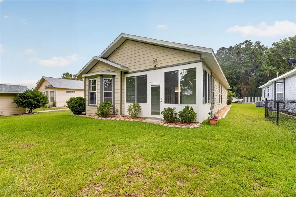2216 NE 40th Terrace Ocala FL 34470