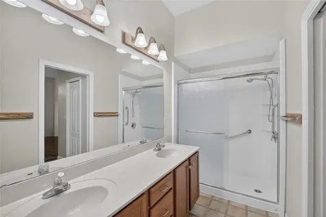 2216 NE 40th Terrace Ocala FL 34470