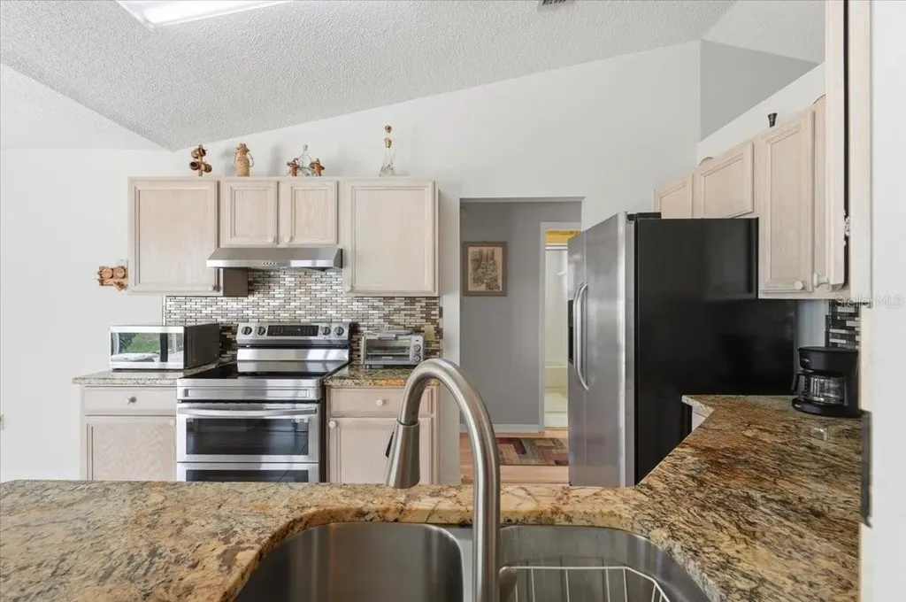 1001 Canary Circle S Lakeland FL 33809