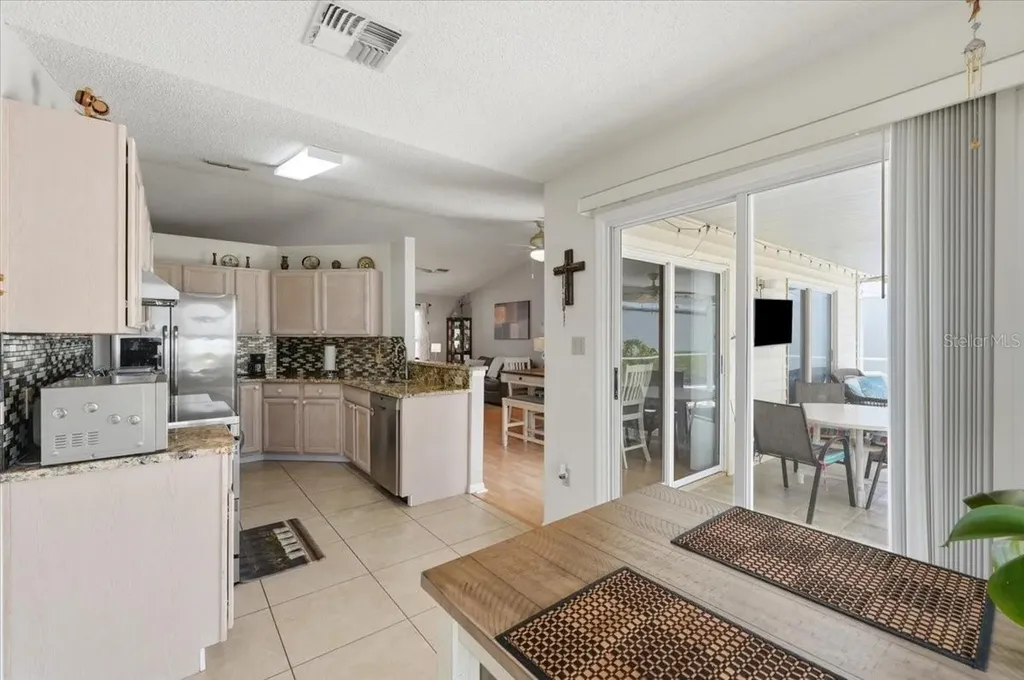 1001 Canary Circle S Lakeland FL 33809