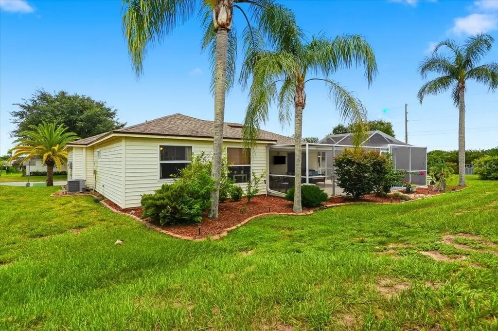 1001 Canary Circle S Lakeland FL 33809