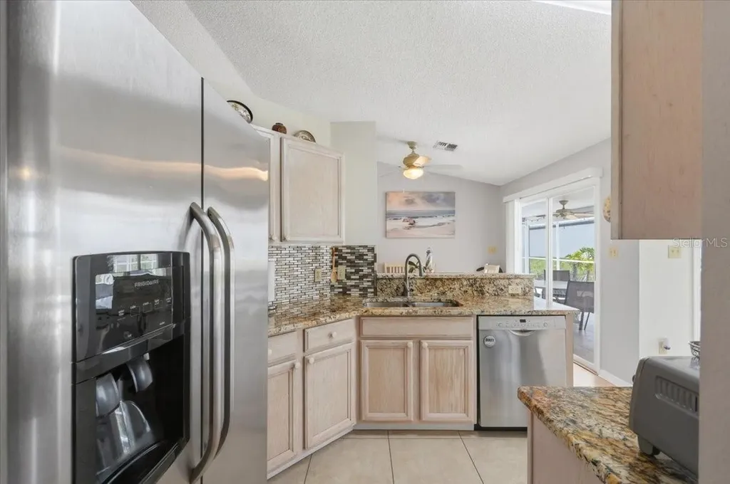 1001 Canary Circle S Lakeland FL 33809
