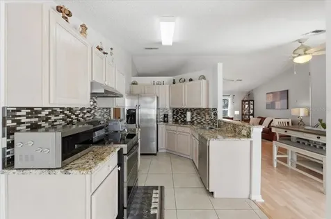 1001 Canary Circle S Lakeland FL 33809