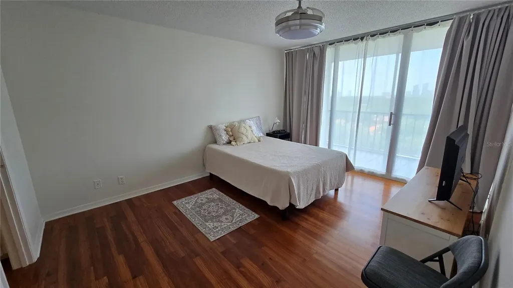 3211 W Swann Avenue Tampa FL 33609