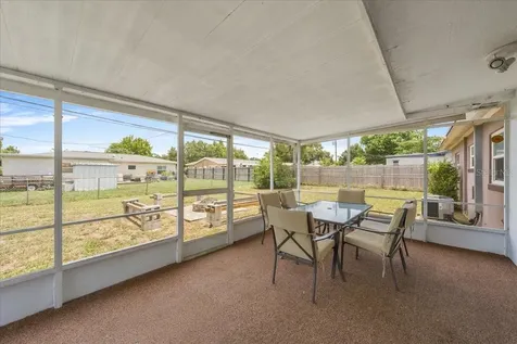 5399 24th Terrace N St Petersburg FL 33710