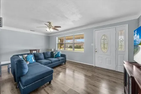 5399 24th Terrace N St Petersburg FL 33710