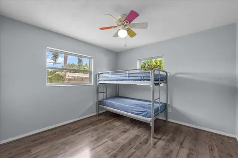 5399 24th Terrace N St Petersburg FL 33710