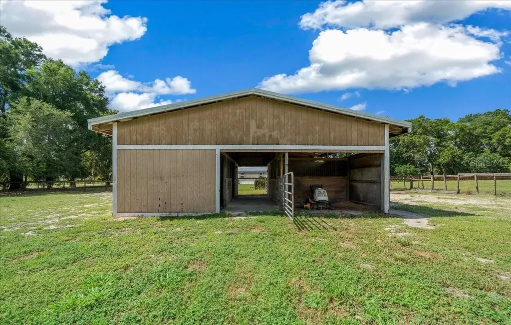3551 NE 120th Street Anthony FL 32617