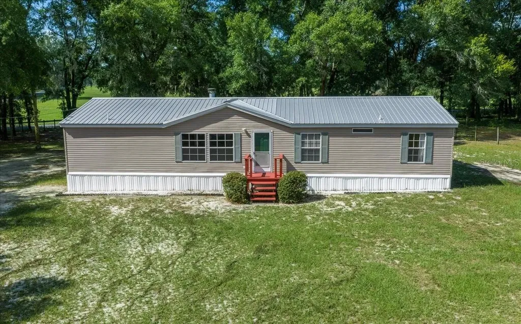 3551 NE 120th Street Anthony FL 32617