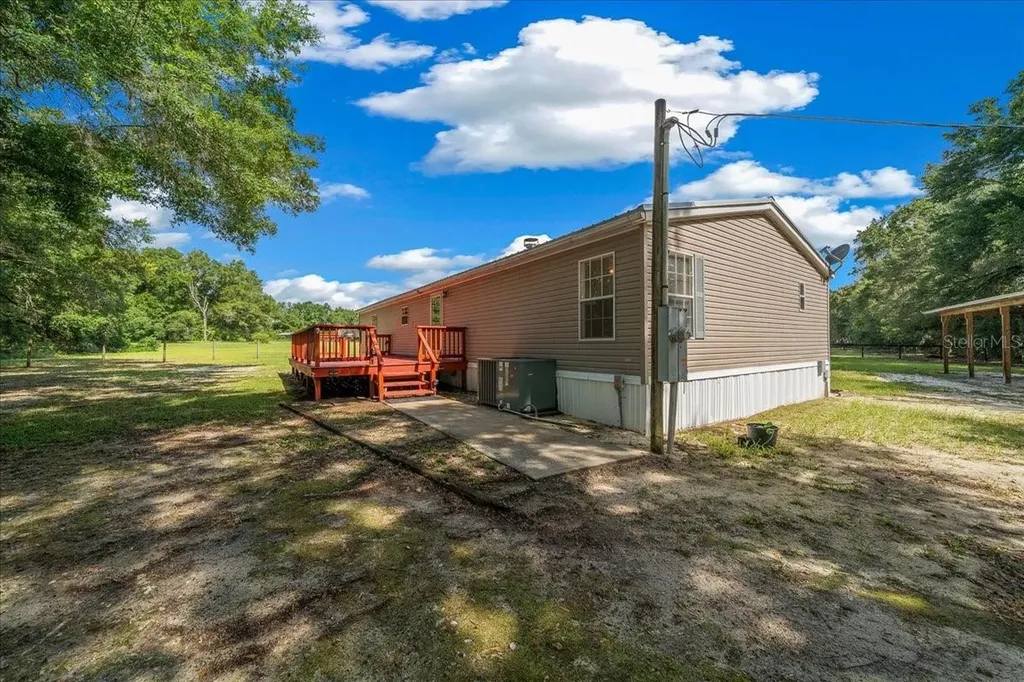 3551 NE 120th Street Anthony FL 32617