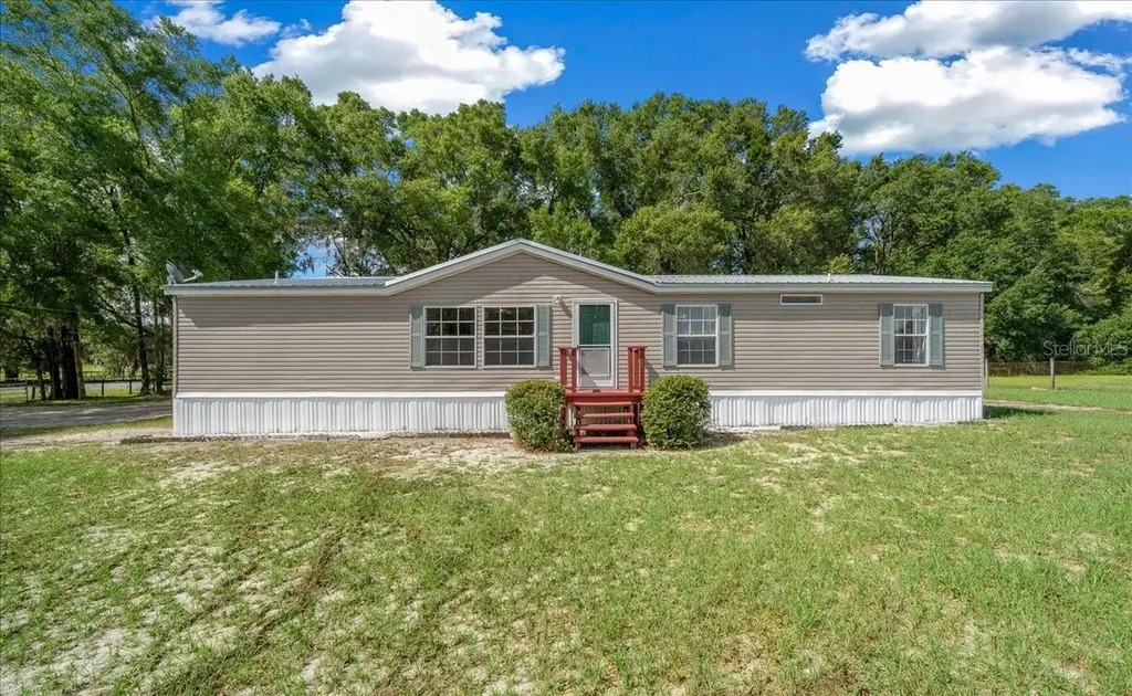 3551 NE 120th Street Anthony FL 32617