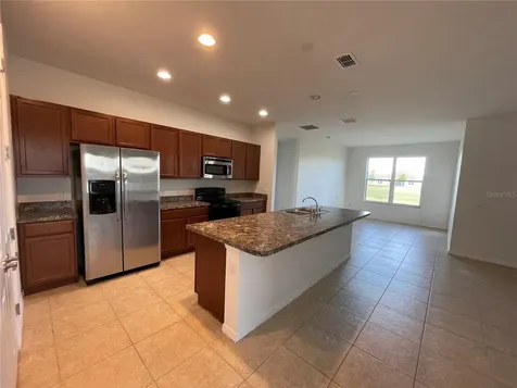 2269 Waukegan Drive Kissimmee FL 34758