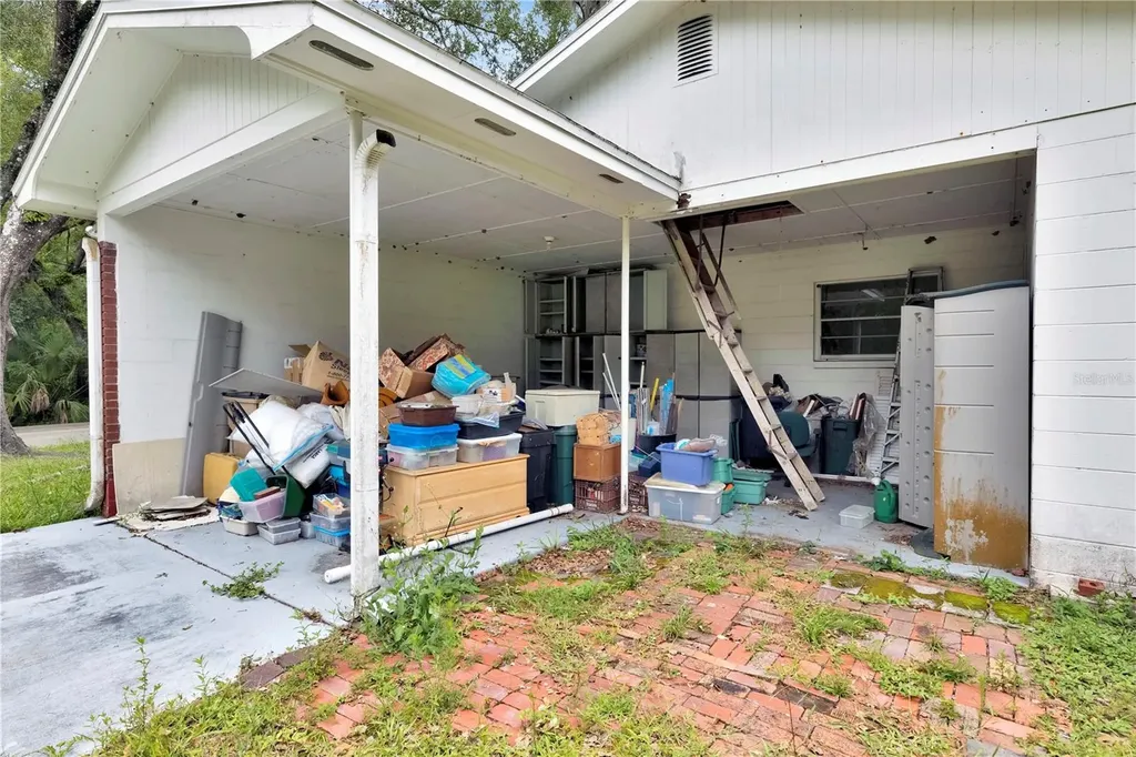 11916 Davis Road Tampa FL 33637