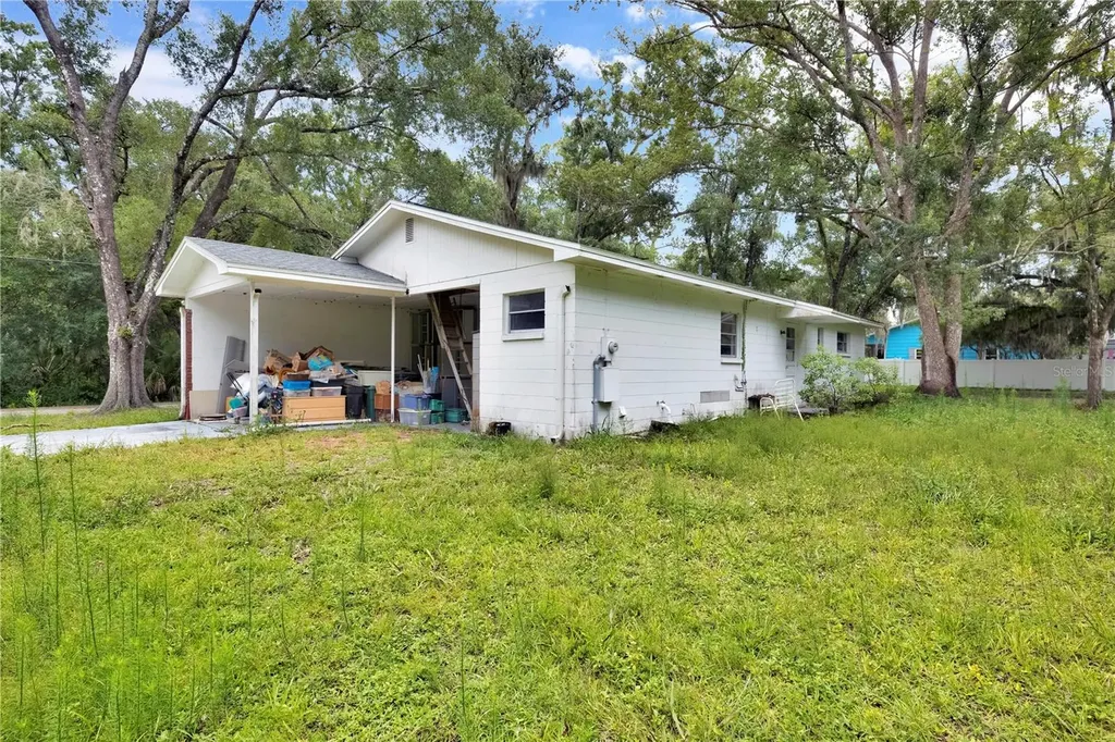 11916 Davis Road Tampa FL 33637