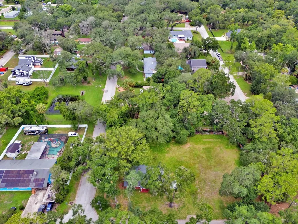 11916 Davis Road Tampa FL 33637