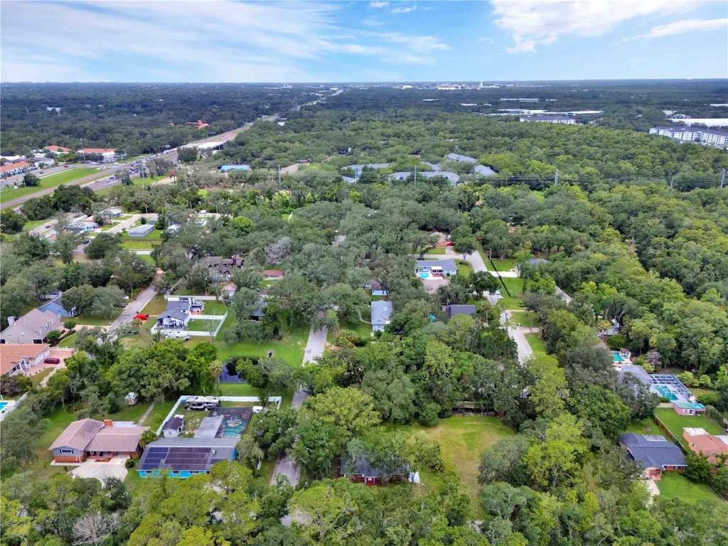 11916 Davis Road Tampa FL 33637