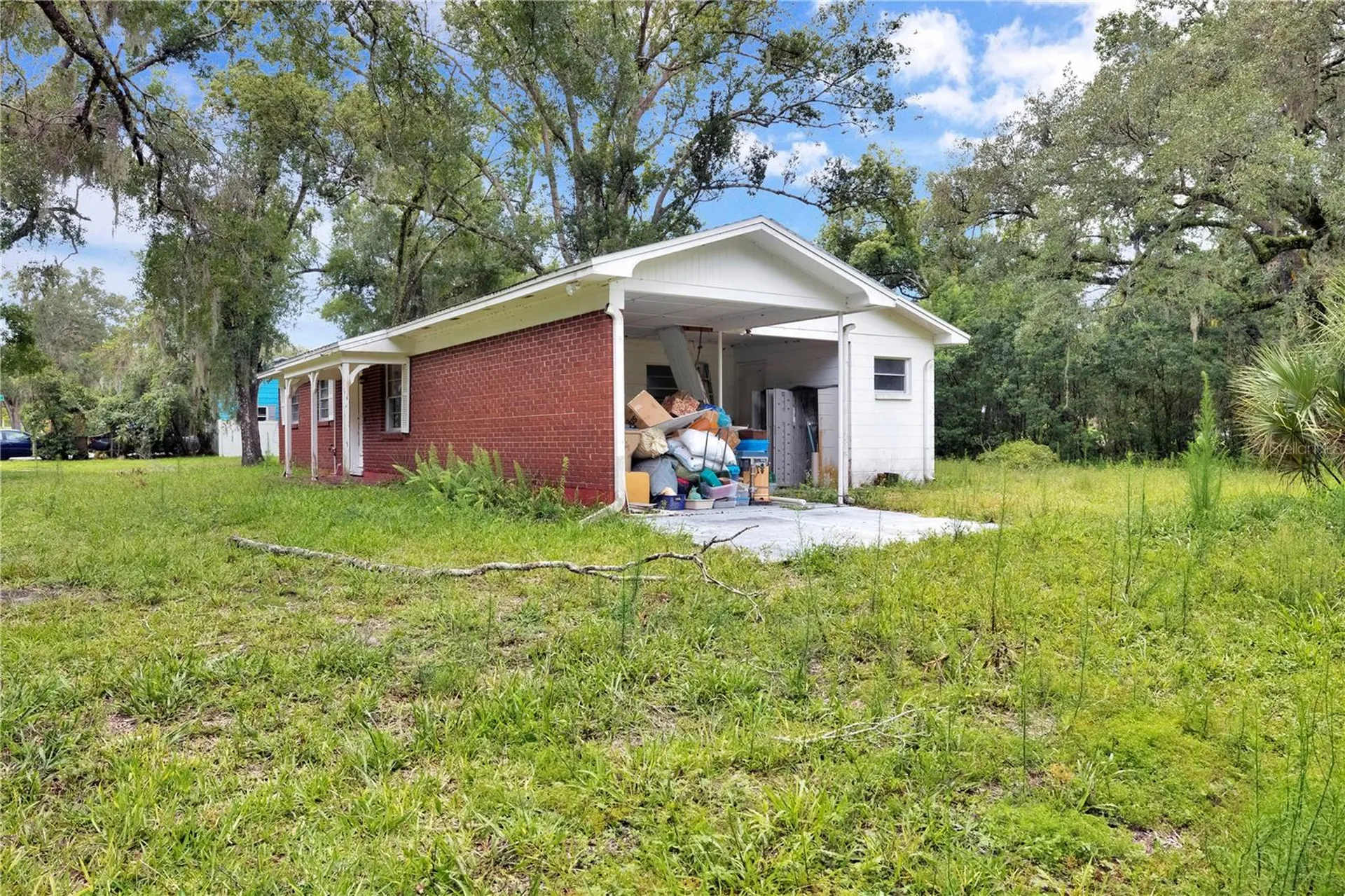 11916 Davis Road Tampa FL 33637
