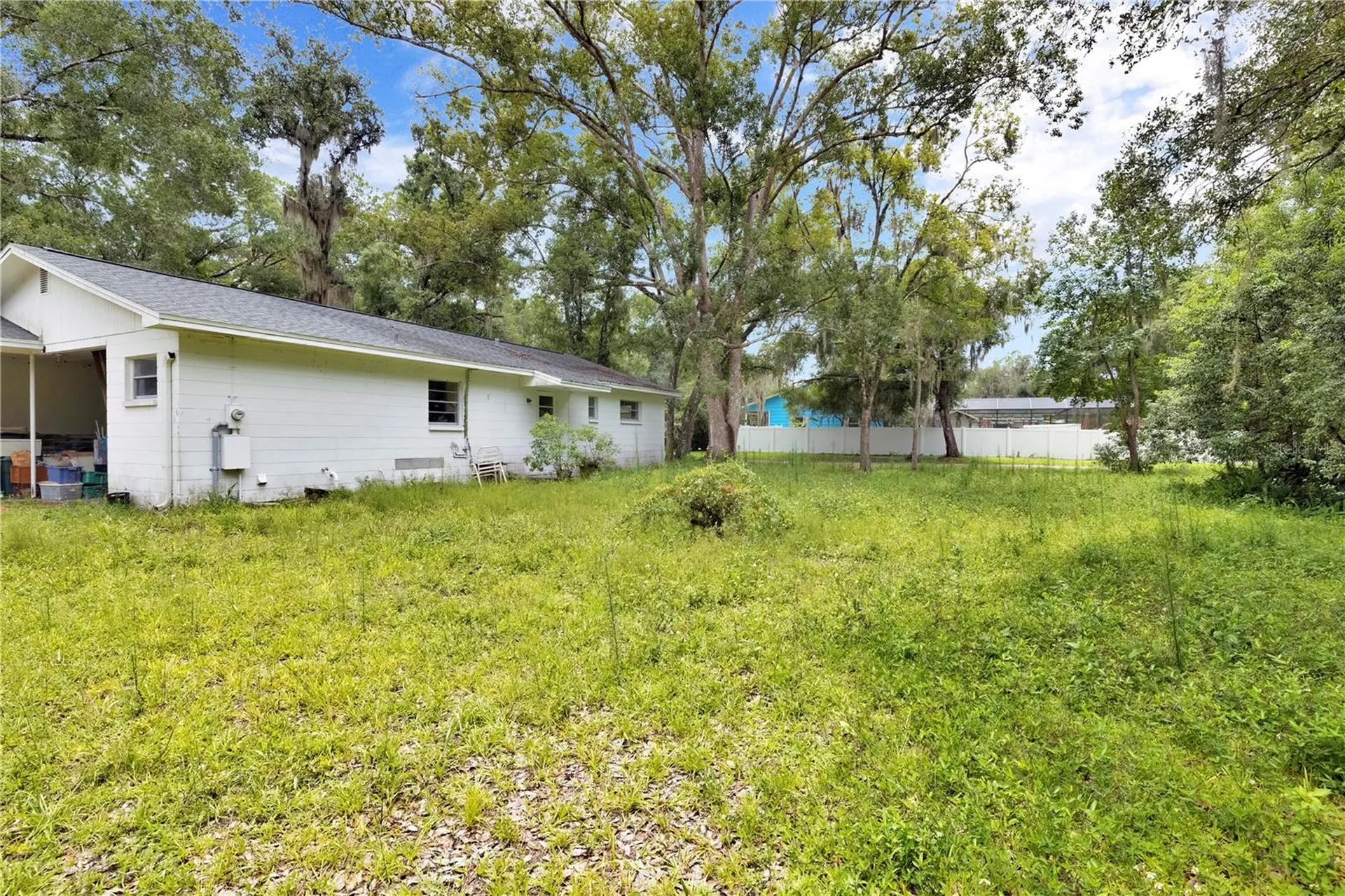 11916 Davis Road Tampa FL 33637