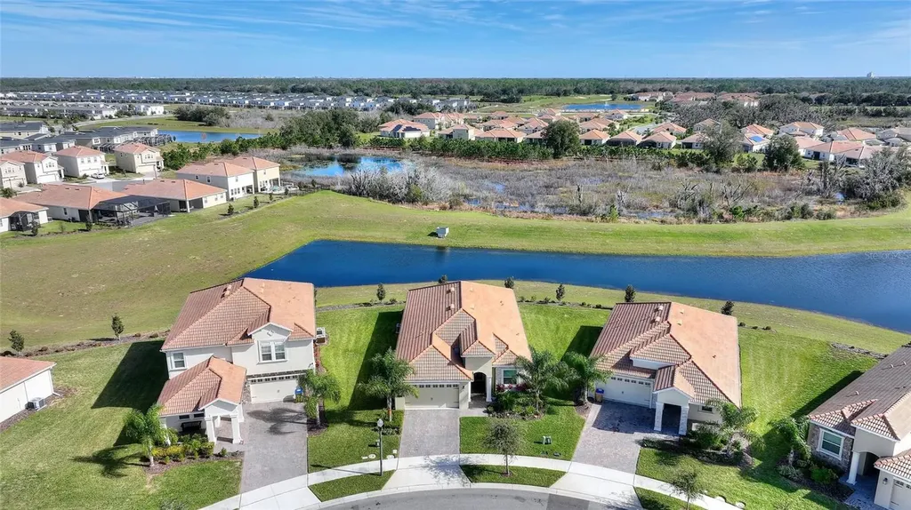 8995 Ace Loop Davenport FL 33896