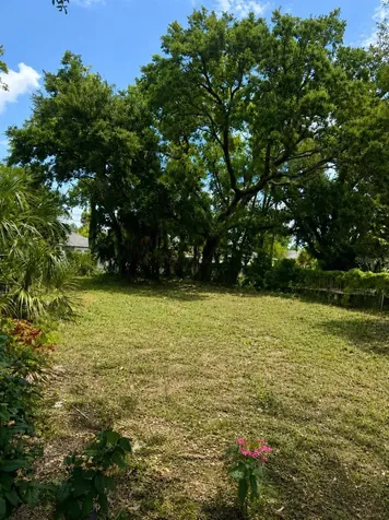2751 3rd Avenue S St Petersburg FL 33712