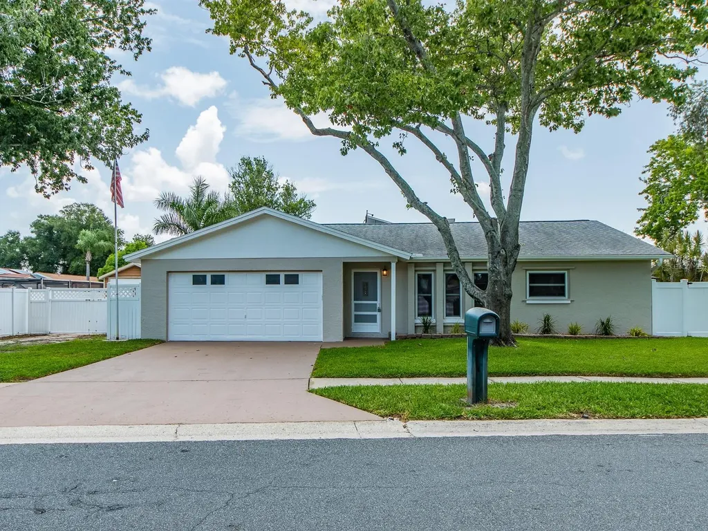 11883 108th Avenue Largo FL 33778