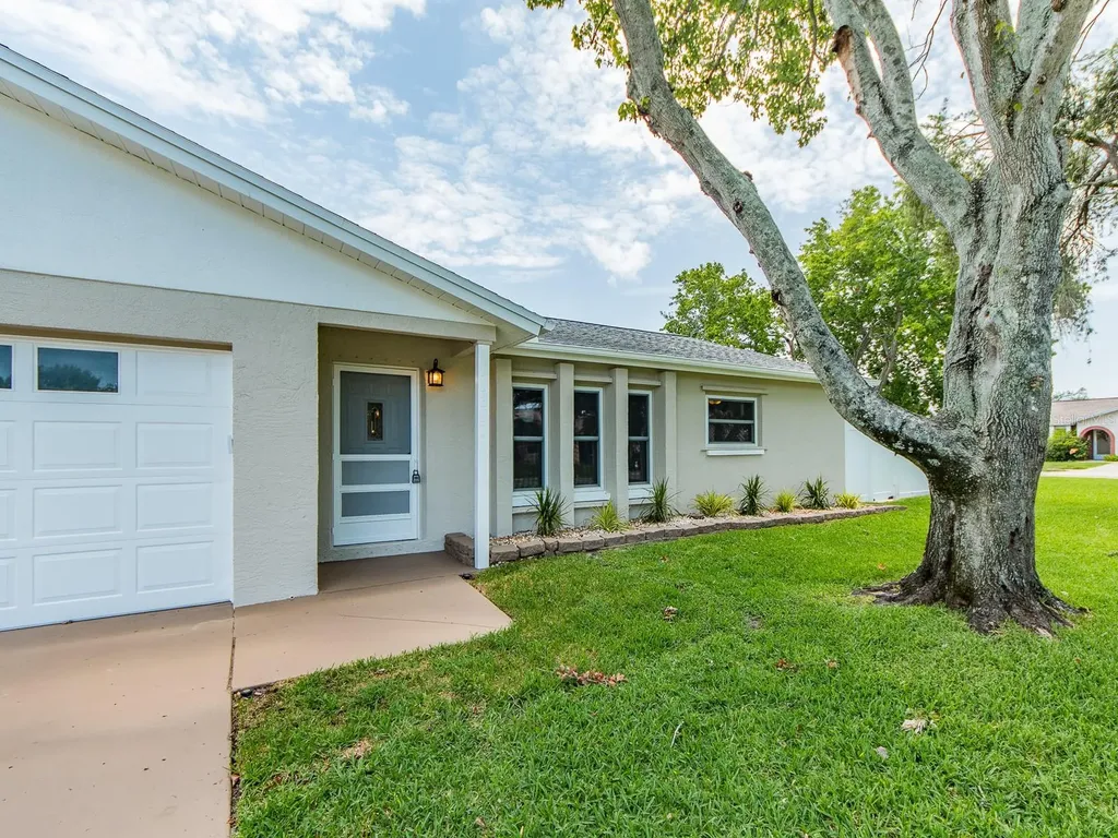 11883 108th Avenue Largo FL 33778
