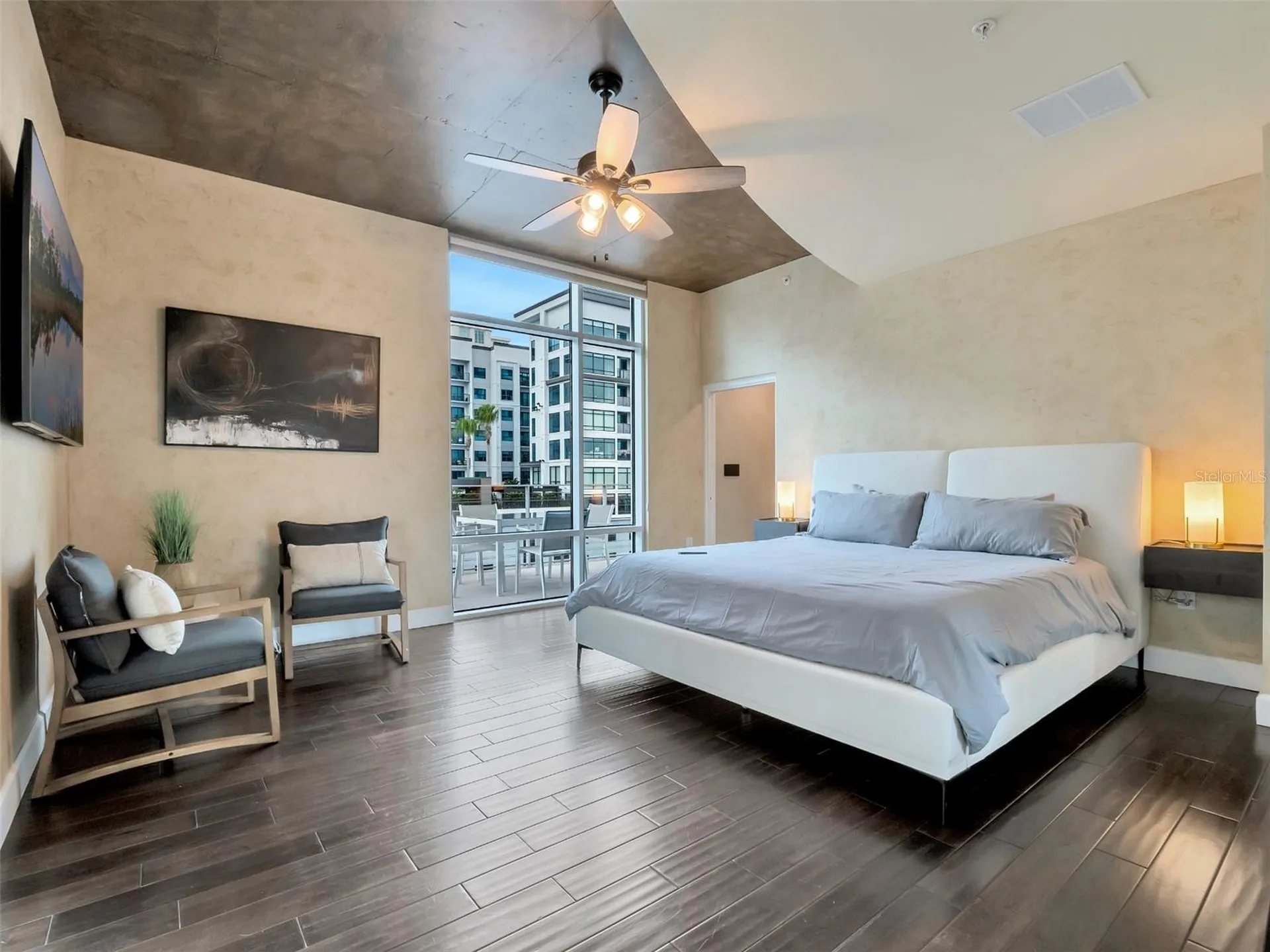525 E Jackson Street Orlando FL 32801