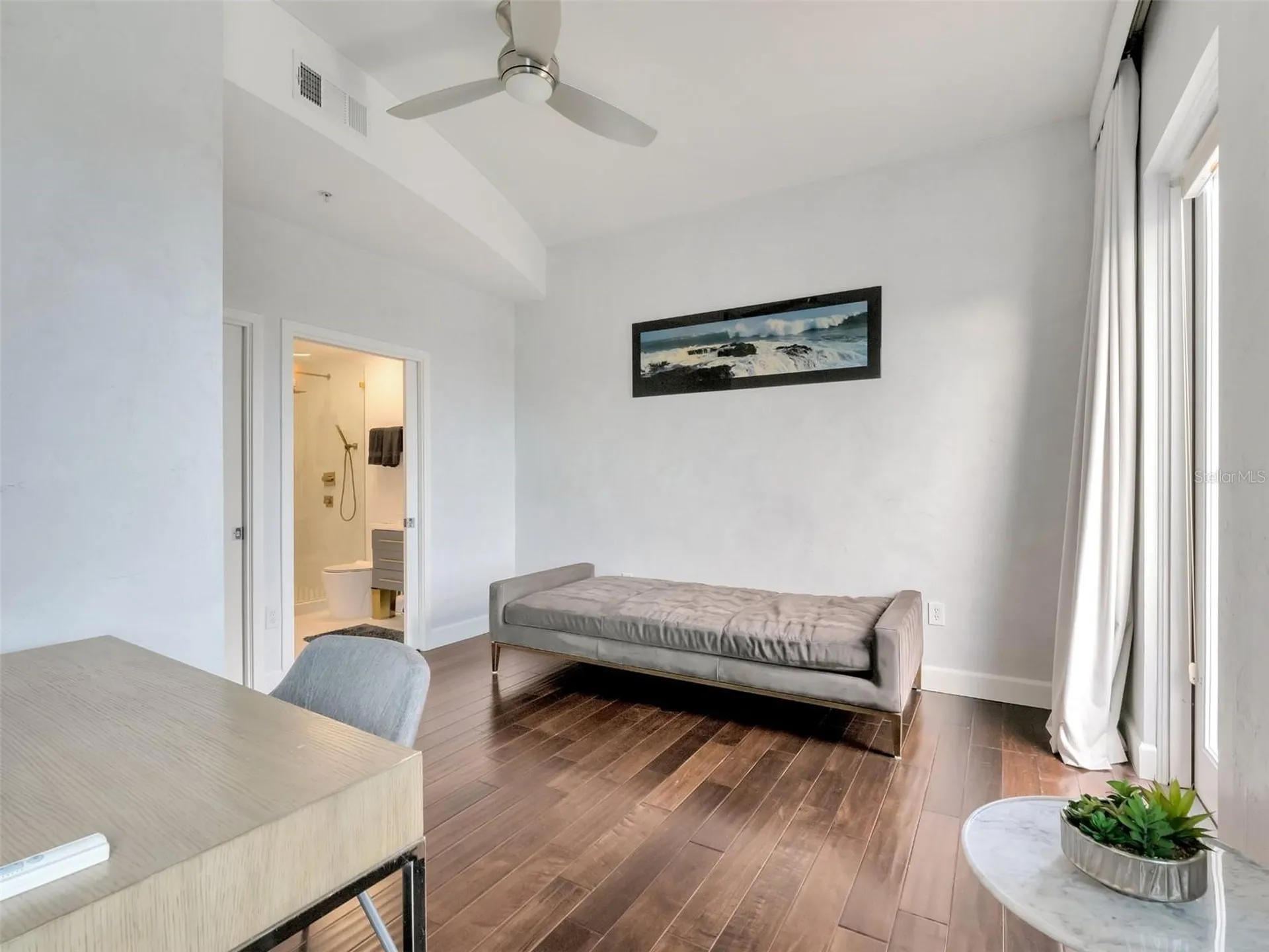 525 E Jackson Street Orlando FL 32801