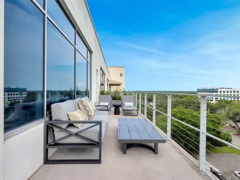 525 E Jackson Street Orlando FL 32801