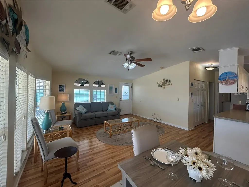12 Saddlebag Trail Lake Wales FL 33898