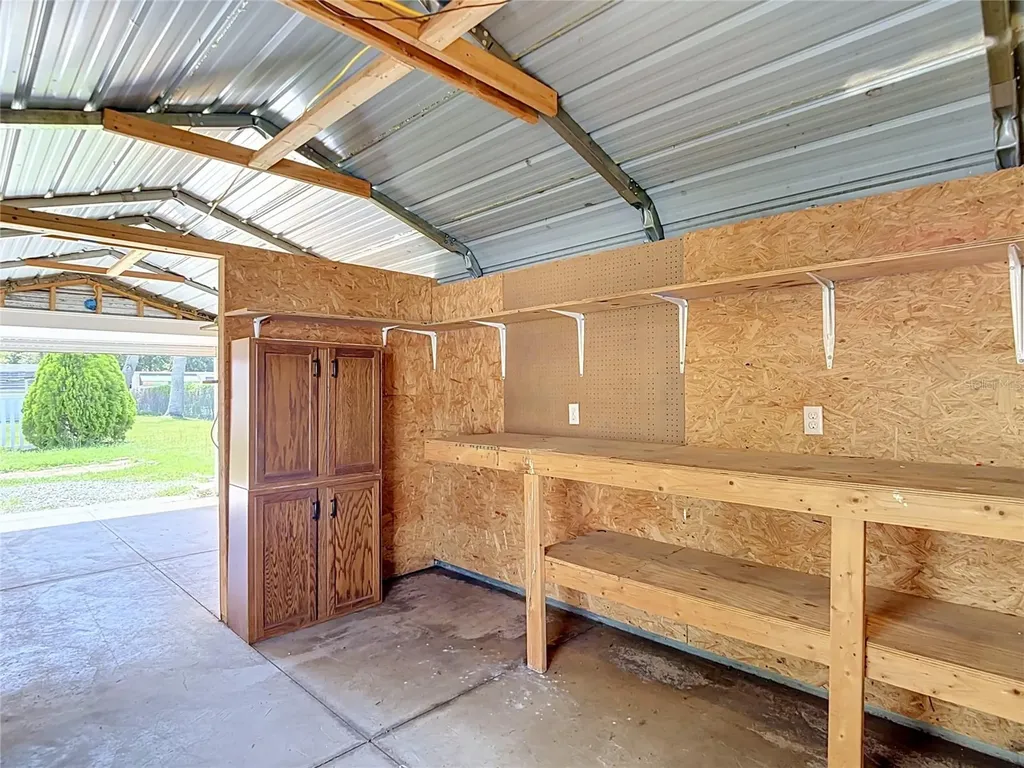 39032 Ola Avenue Zephyrhills FL 33542