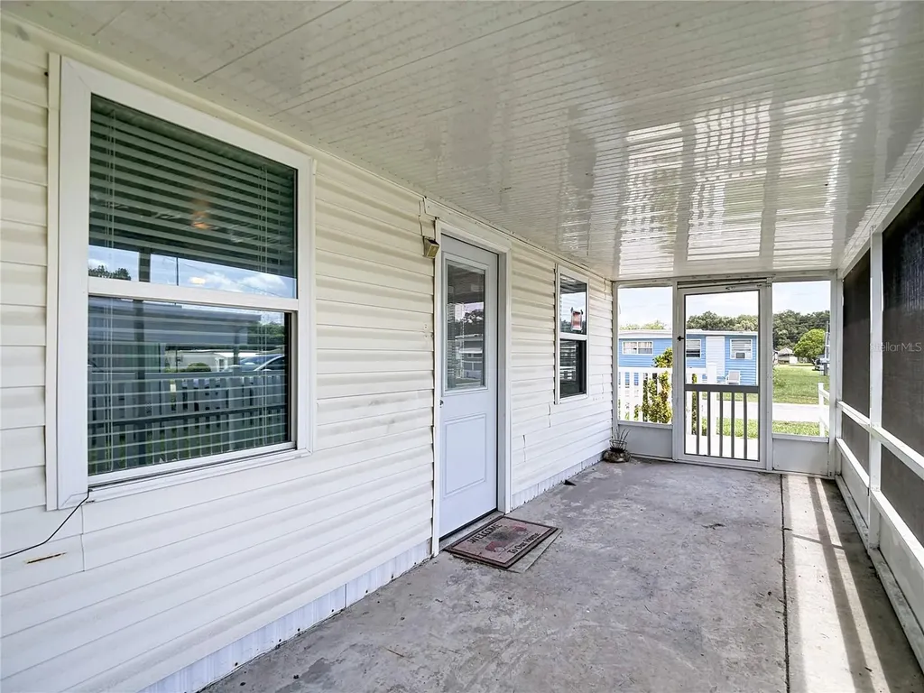 39032 Ola Avenue Zephyrhills FL 33542