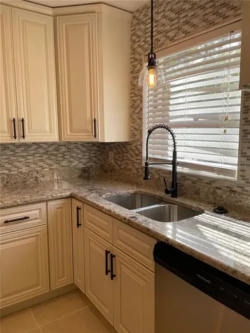 1424 Chesterfield Drive Dunedin FL 34698