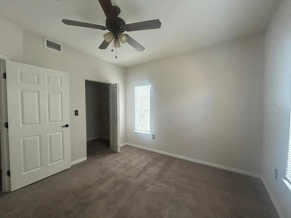5616 Pinnacle Heights Circle Tampa FL 33624