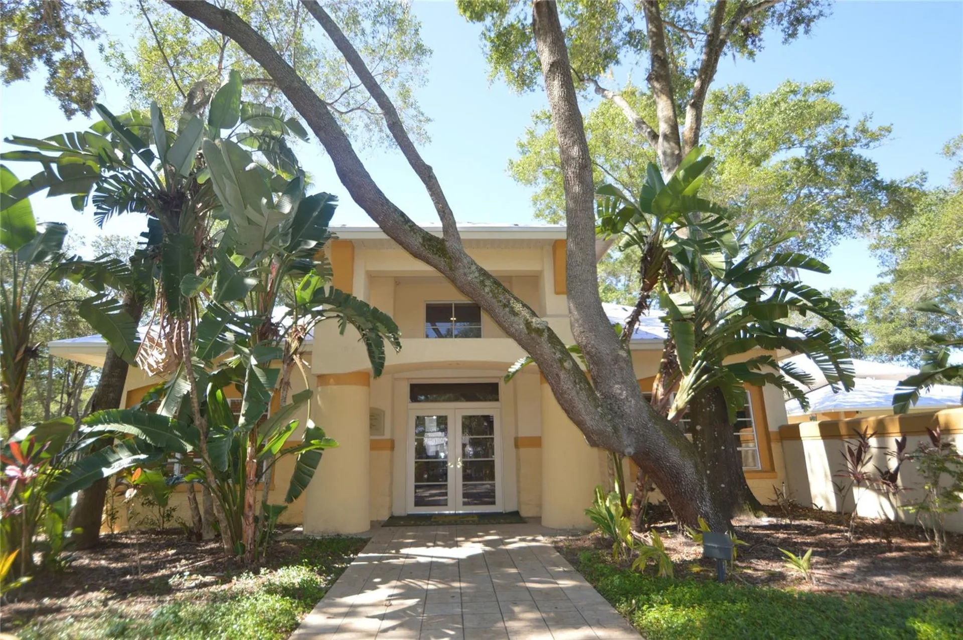 5616 Pinnacle Heights Circle Tampa FL 33624