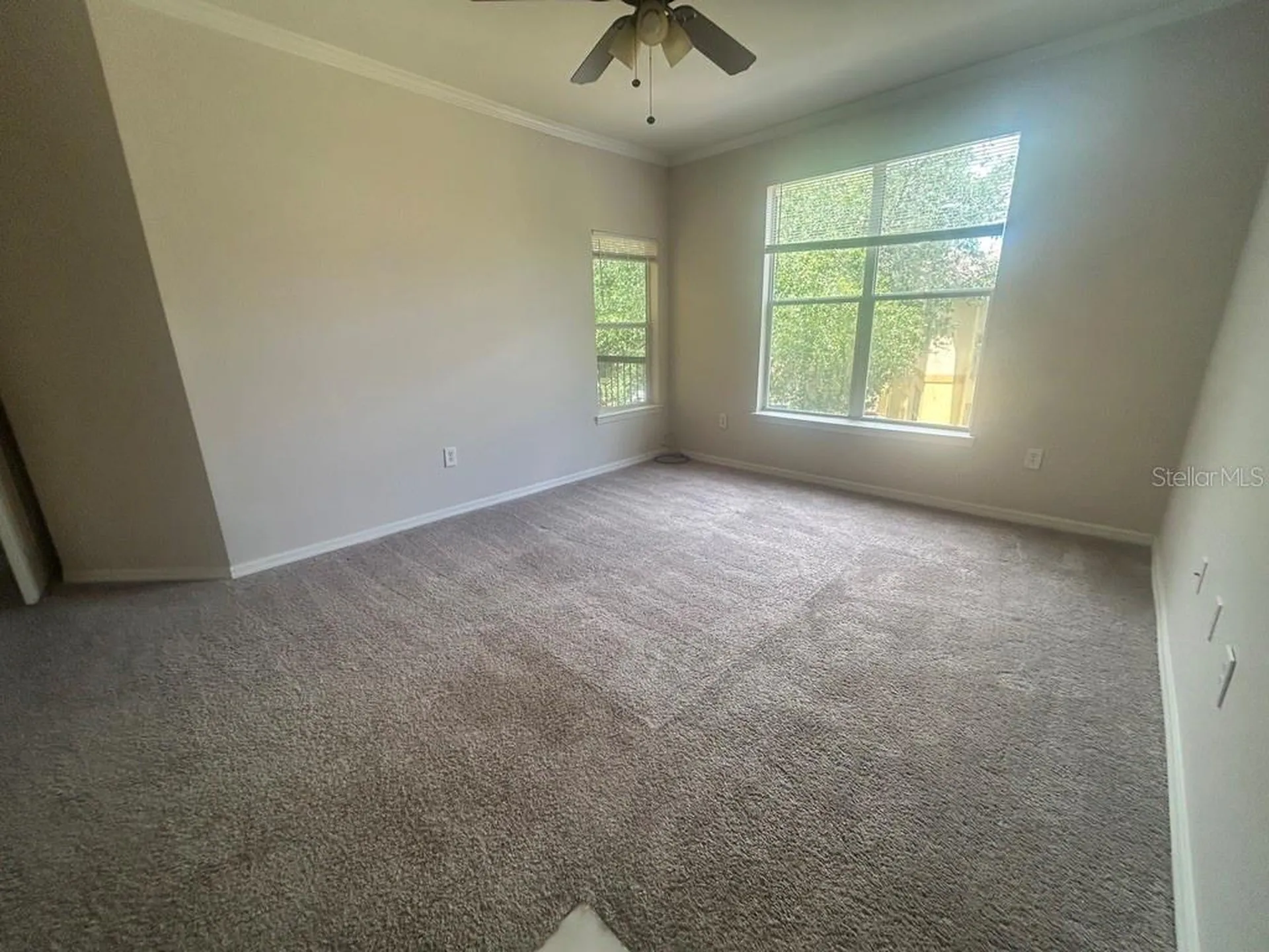 5616 Pinnacle Heights Circle Tampa FL 33624