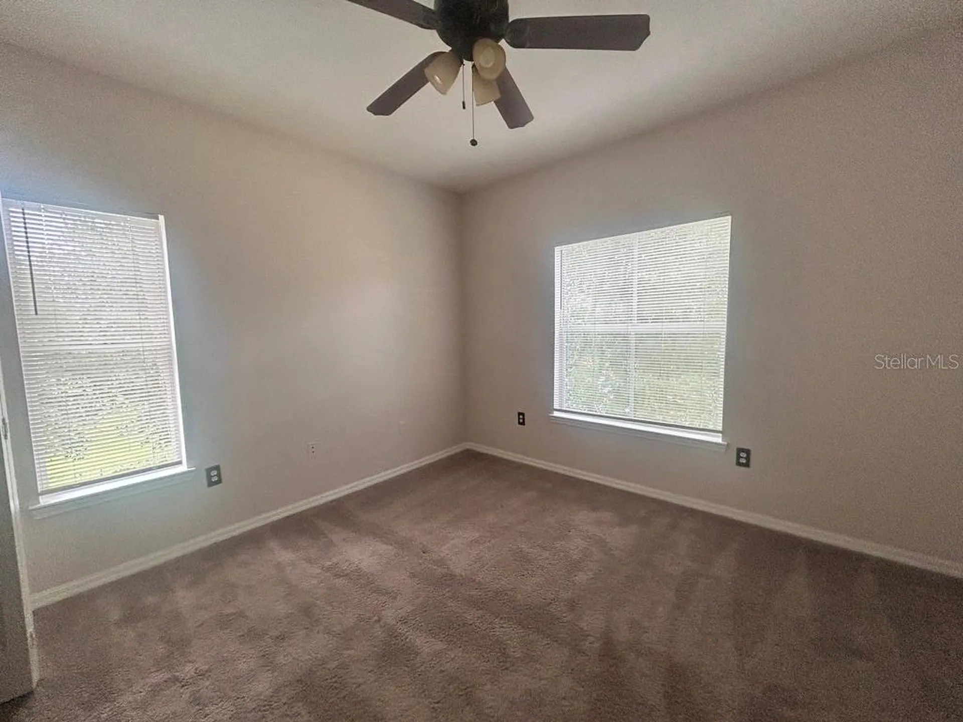 5616 Pinnacle Heights Circle Tampa FL 33624