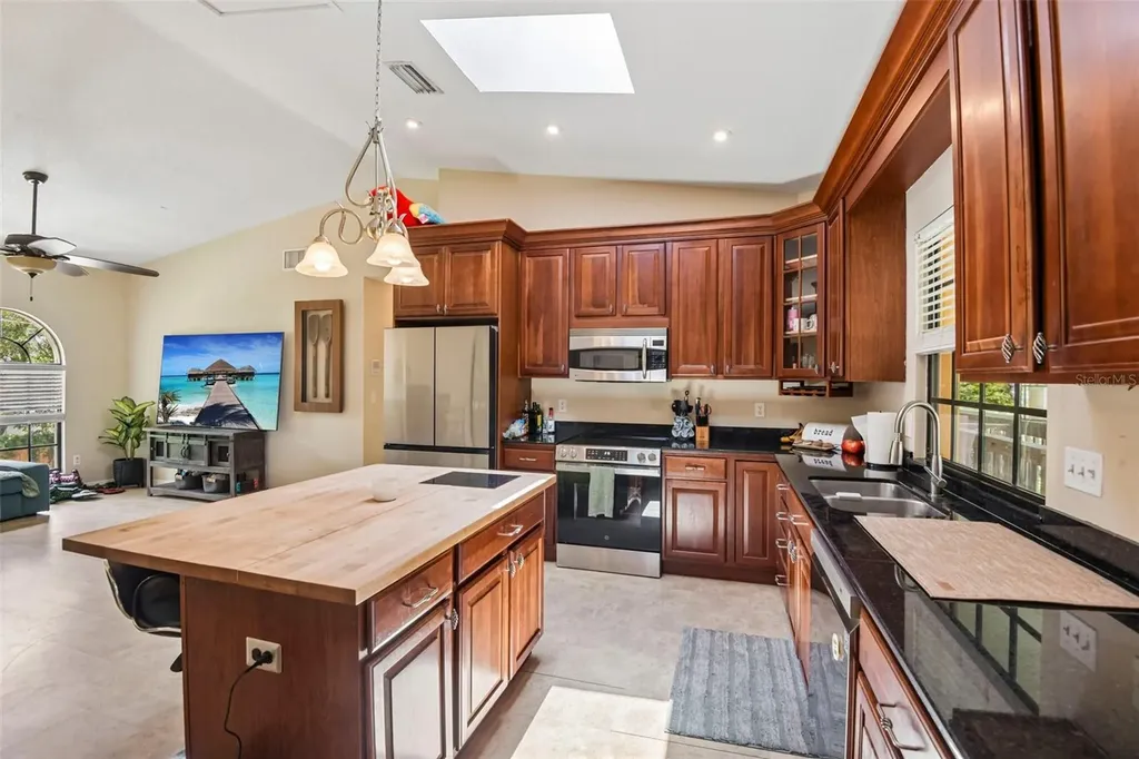 5831 114th Terrace N Pinellas Park FL 33782