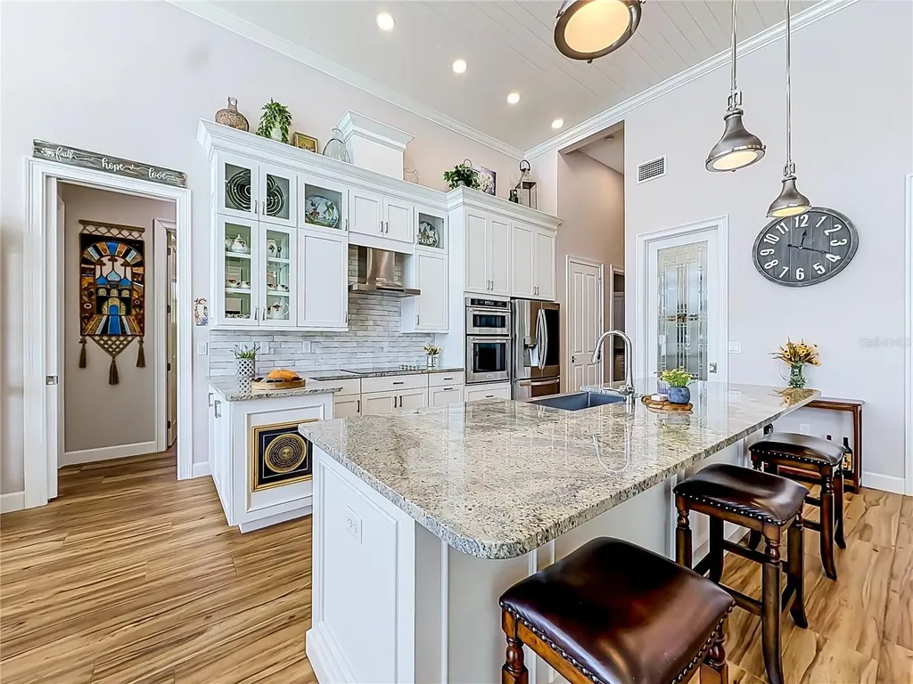 838 SW Kings Bay Drive Crystal River FL 34429