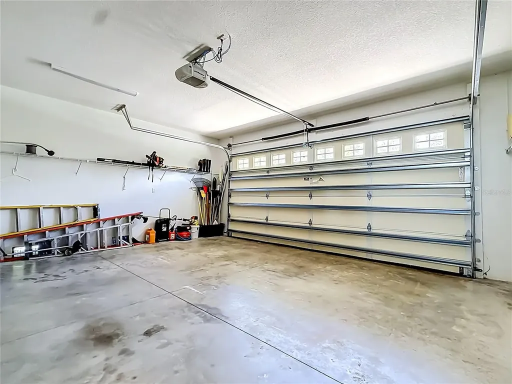 838 SW Kings Bay Drive Crystal River FL 34429