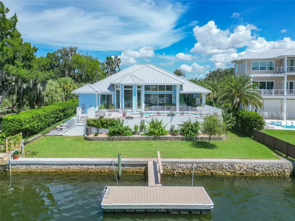 838 SW Kings Bay Drive Crystal River FL 34429