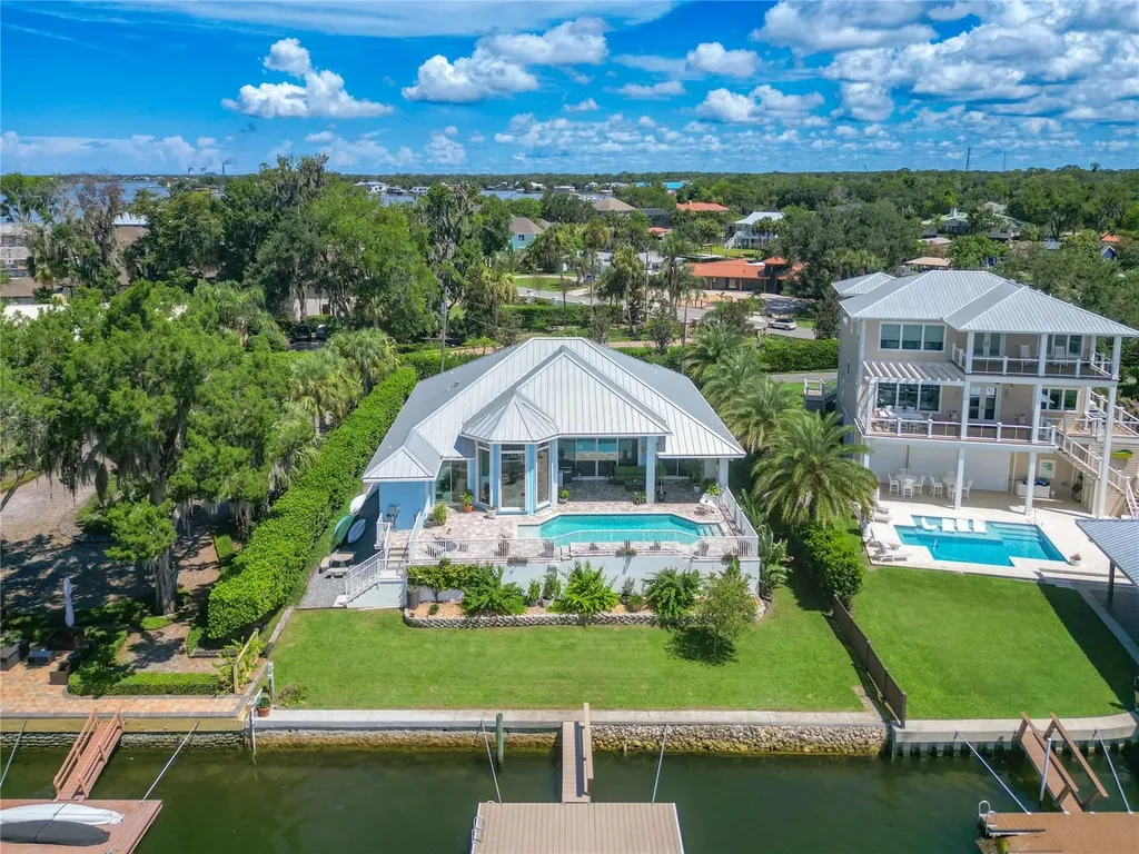 838 SW Kings Bay Drive Crystal River FL 34429