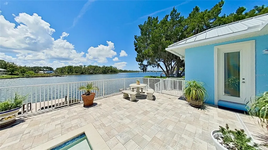 838 SW Kings Bay Drive Crystal River FL 34429