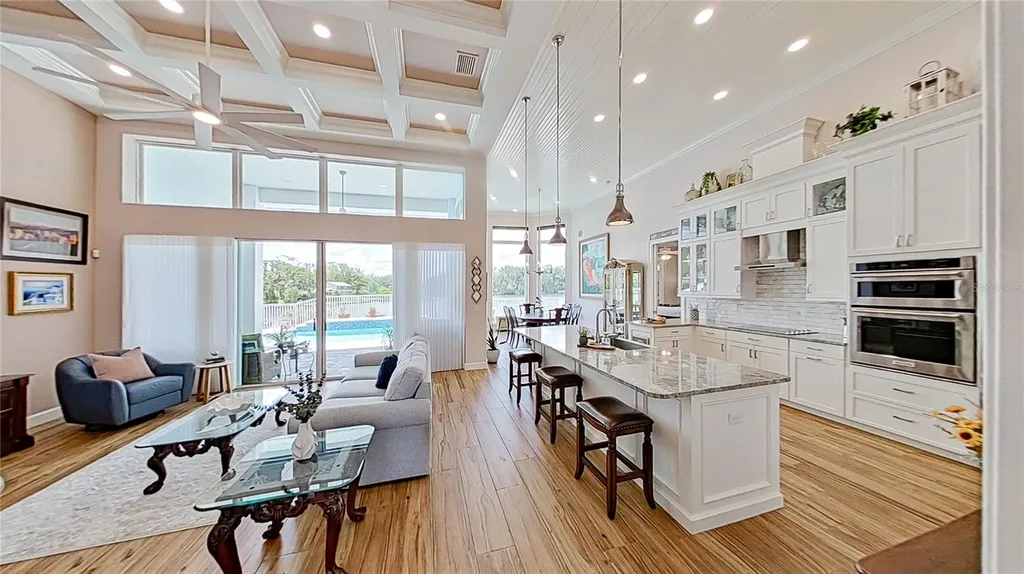 838 SW Kings Bay Drive Crystal River FL 34429