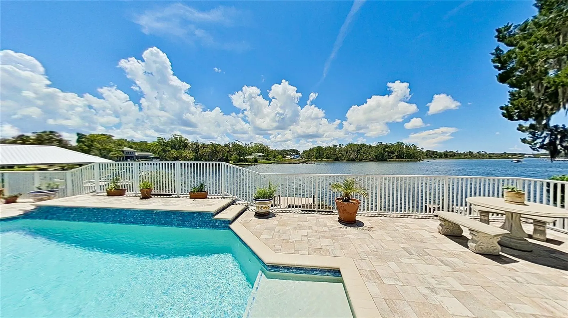 838 SW Kings Bay Drive Crystal River FL 34429