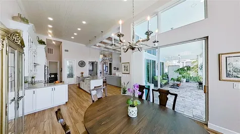 838 SW Kings Bay Drive Crystal River FL 34429